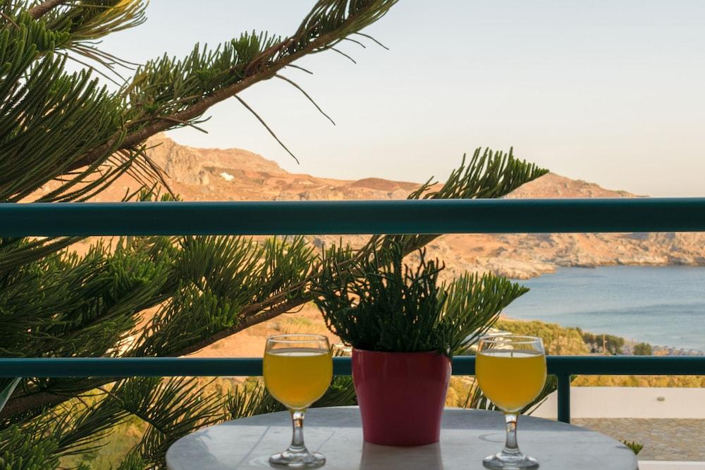 Damnoni Bay Hotel Buitenkant foto