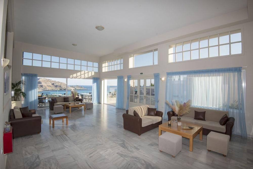 Damnoni Bay Hotel Buitenkant foto