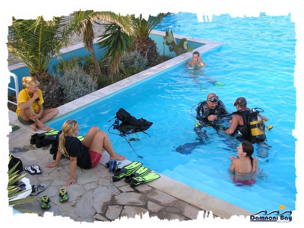Damnoni Bay Hotel Buitenkant foto