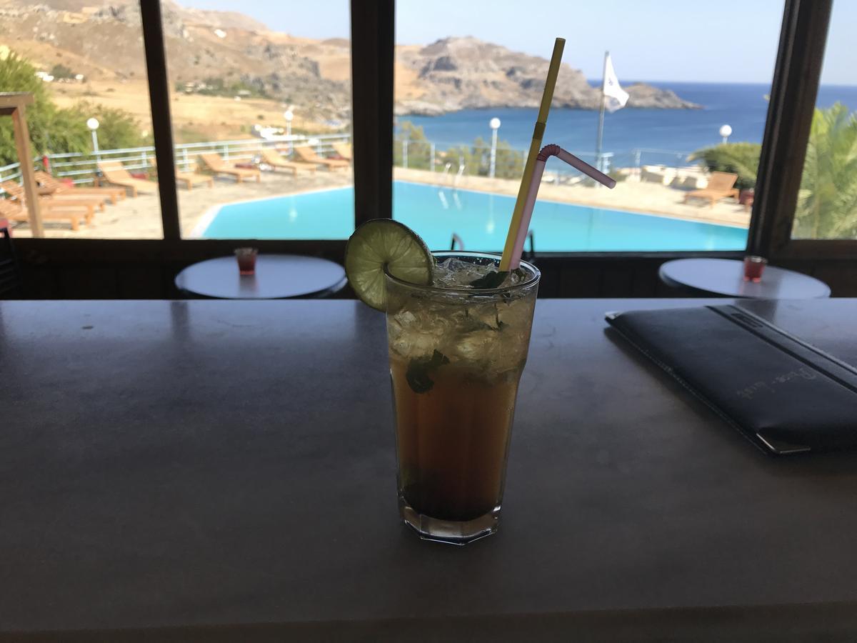 Damnoni Bay Hotel Buitenkant foto